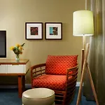 Oasis Hotel Waikiki