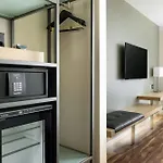 Ac Hotel By Marriott Honolulu
