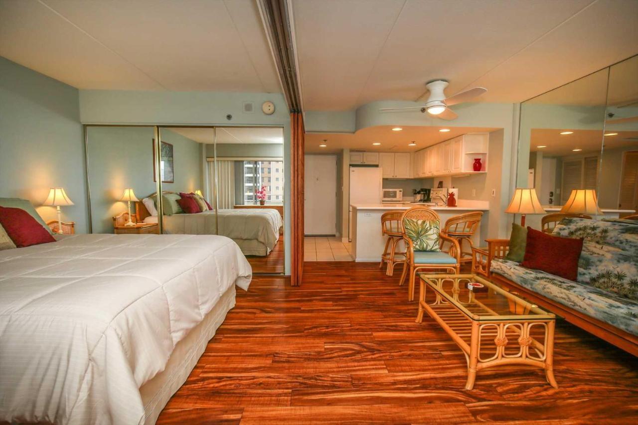 Ilikai 1038 Holiday home