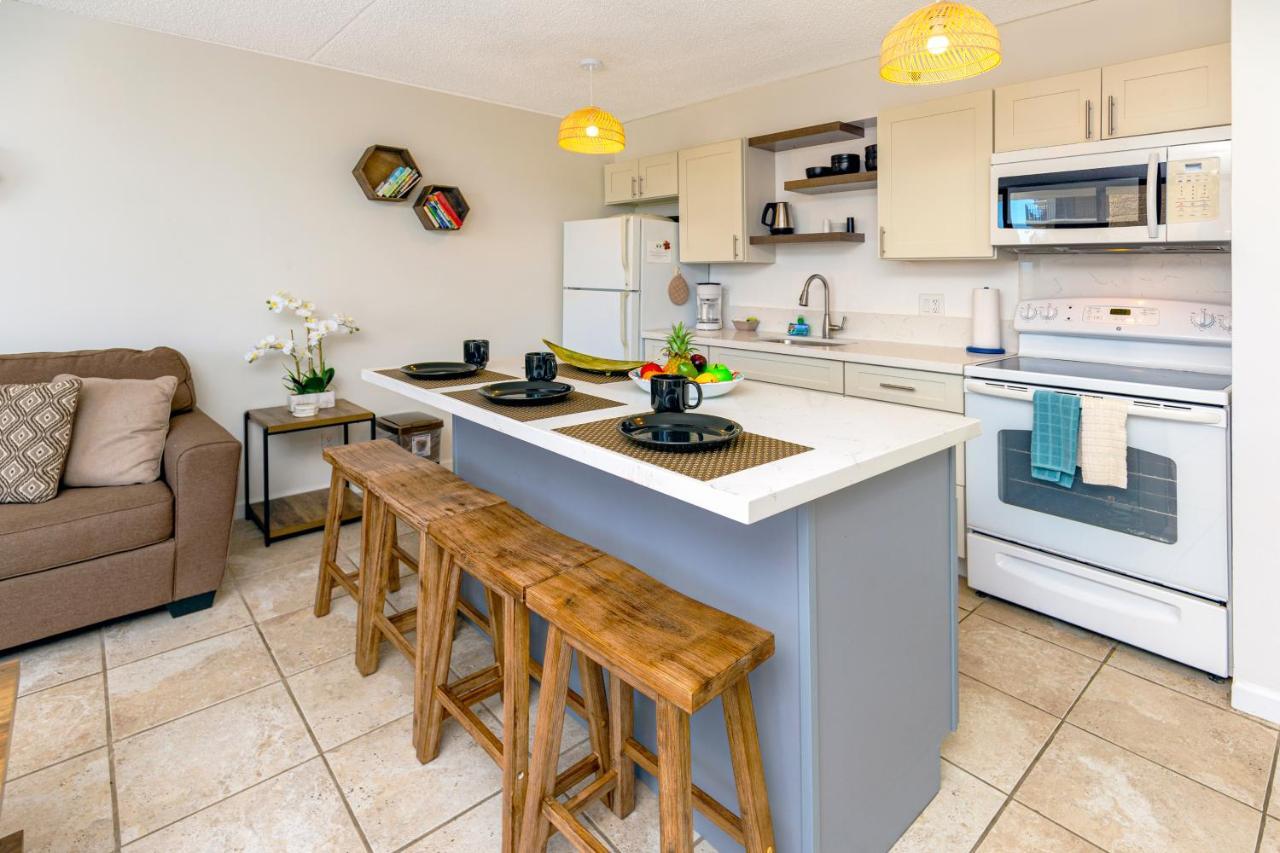 Apartment High-floor Stylish Ocean Views With Parking *