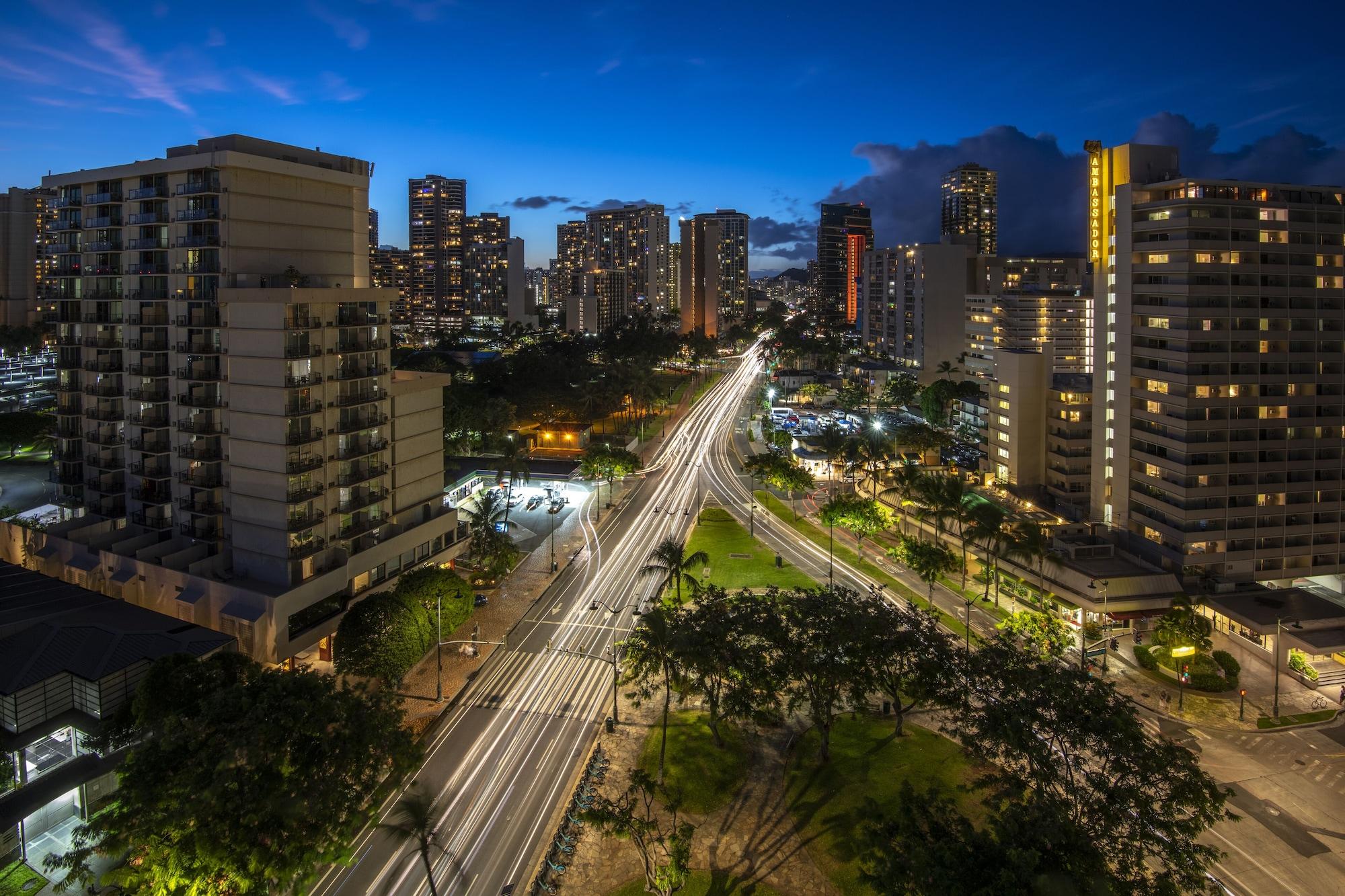 Waikiki Gateway Hotel 3*