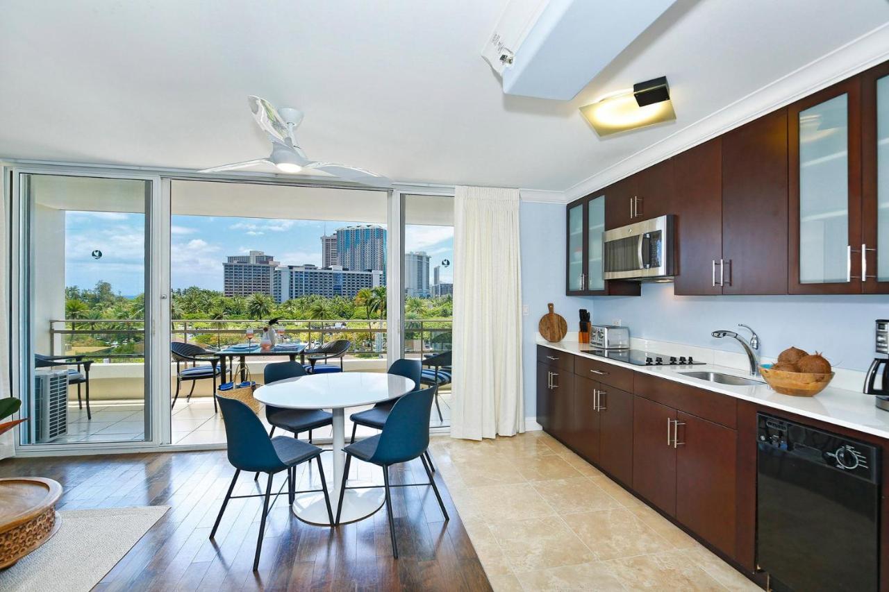 Regency On Beachwalk #71 * Honolulu