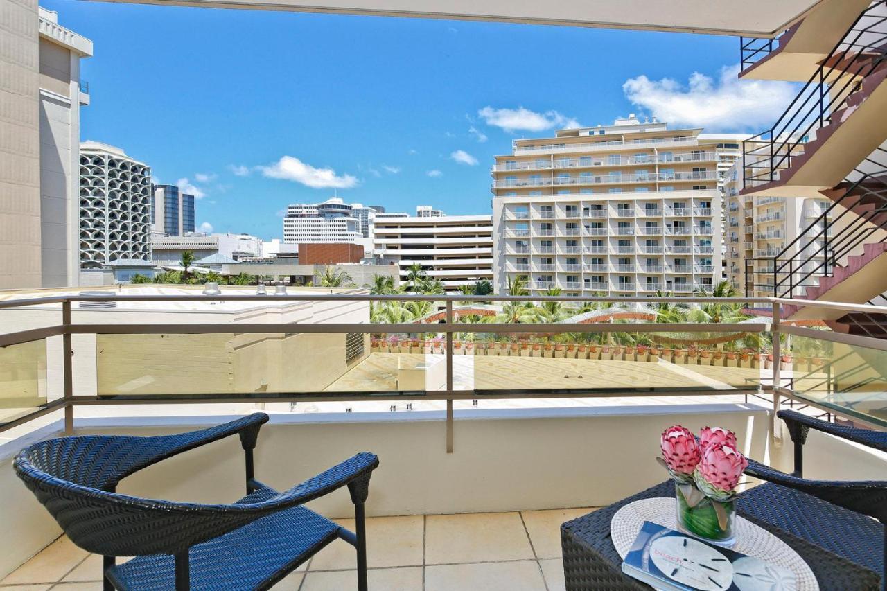 Regency On Beachwalk #71 Holiday home Honolulu