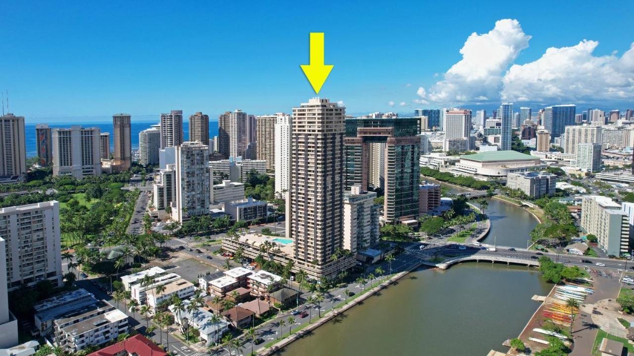 Waikiki Modern No Fee Location Honolulu