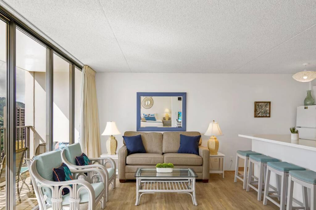 Ka Maluhia Suite, 1 Bed 1 Bath & 1 Free Parking Honolulu
