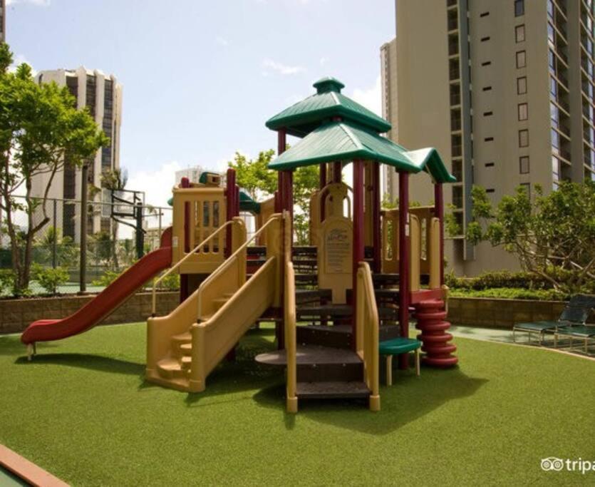 Ka Maluhia Suite, 1 Bed 1 Bath & 1 Free Parking Apartment Honolulu