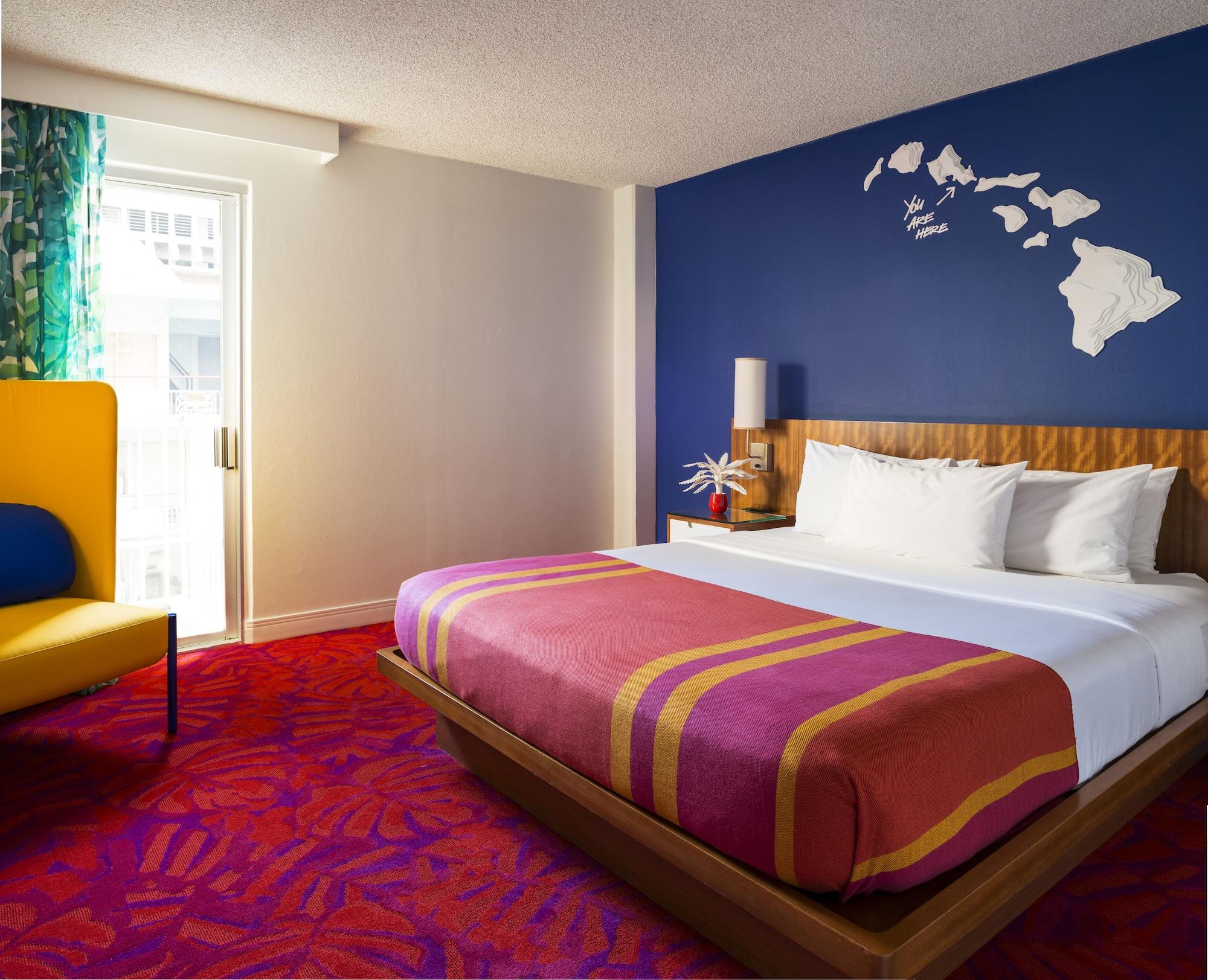 Hotel Shoreline Waikiki 4*