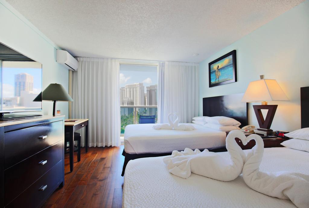 Waikiki Gateway 3*