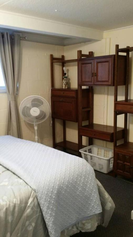 Apartment Cool, Quiet Ocean View 30 Day Min