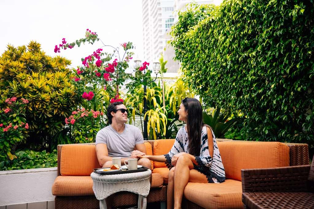 Oasis Waikiki Hotel Honolulu