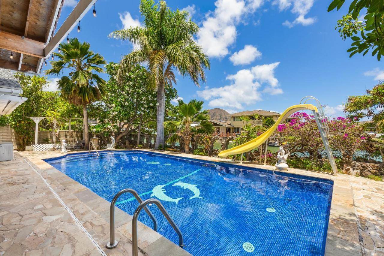 Tranquil Marina Front Pool House Holiday home Honolulu