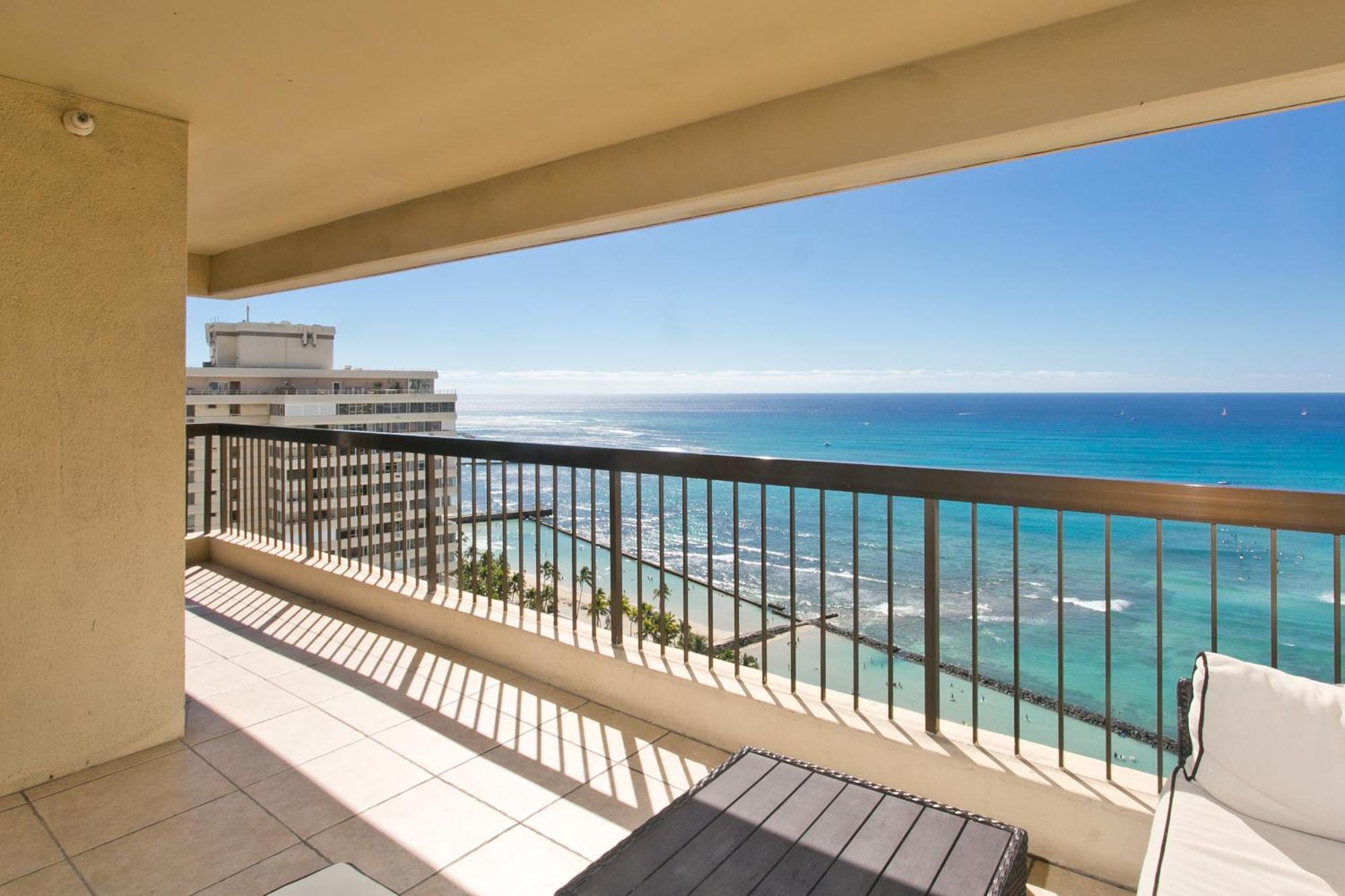 Aparthotel High Floor Luxury Oceanfront At Waikiki Tower Honolulu