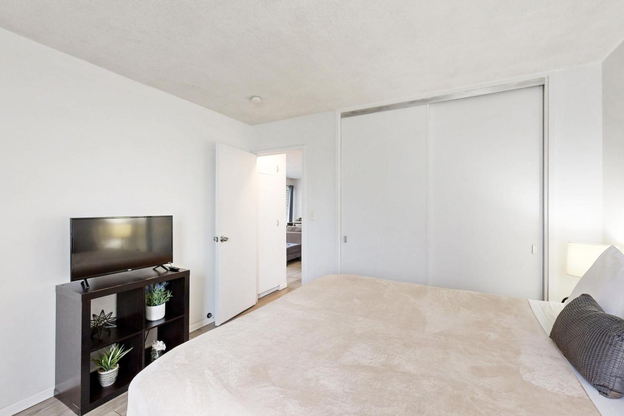 Hyatt Place 502 Apartment *