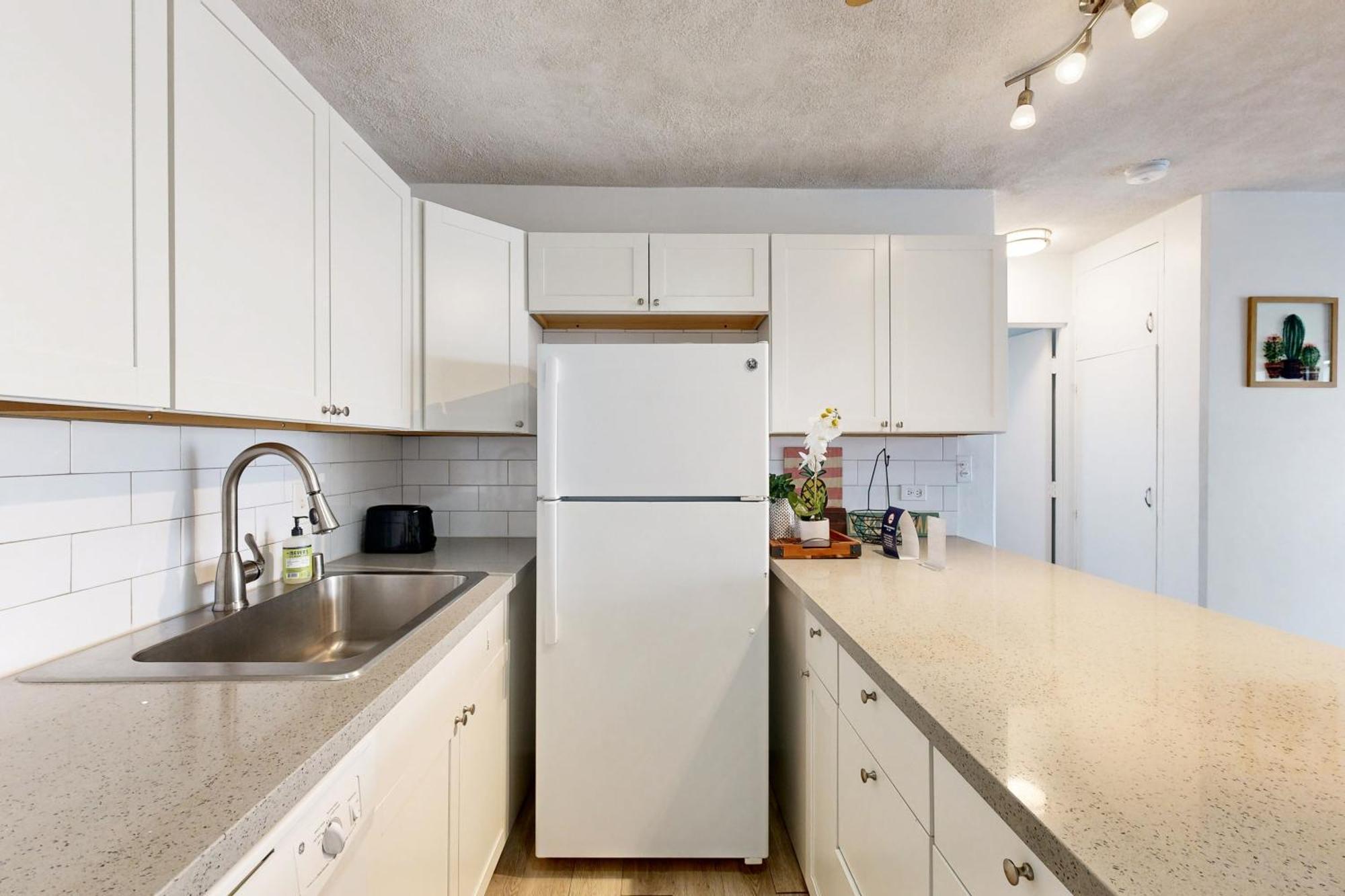 Hyatt Place 502 *