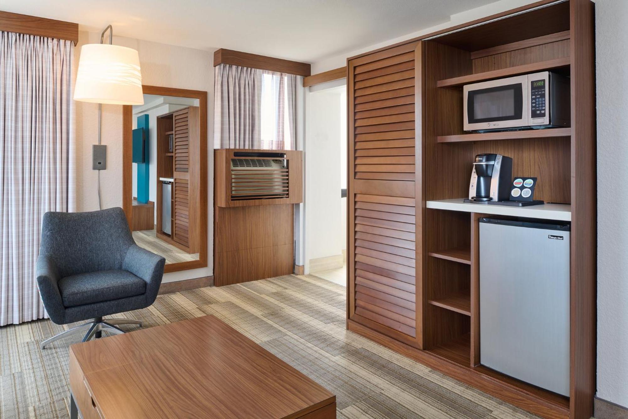 Resort Express Waikiki By Ihg