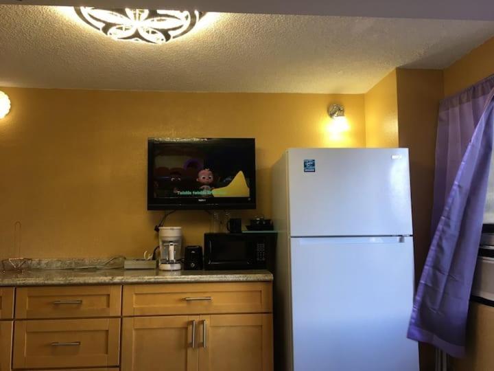 A Cozy At Waikiki Apartment