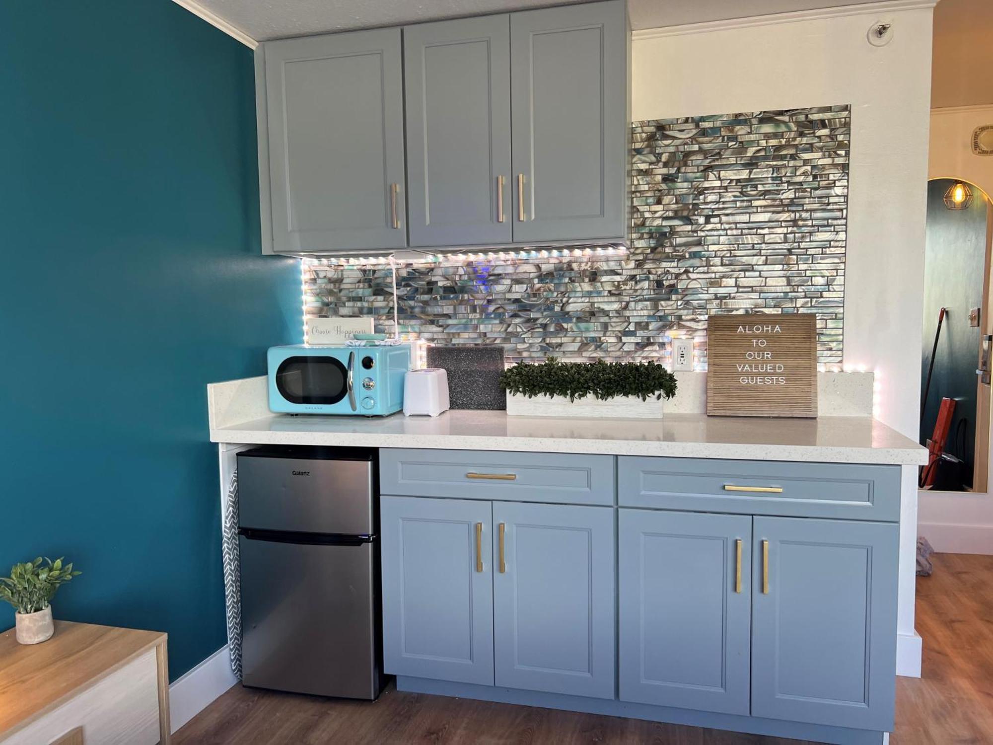 Magical Mountain View Escape Apartment Honolulu