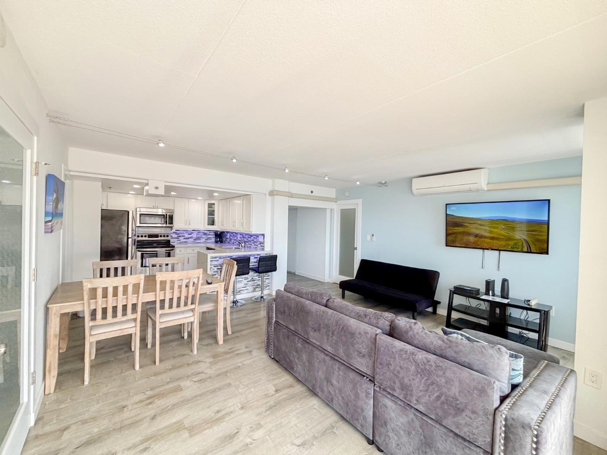 Ilikai 1822-2br2ba Modern Unit With Ocean &harbor Views No Fees *