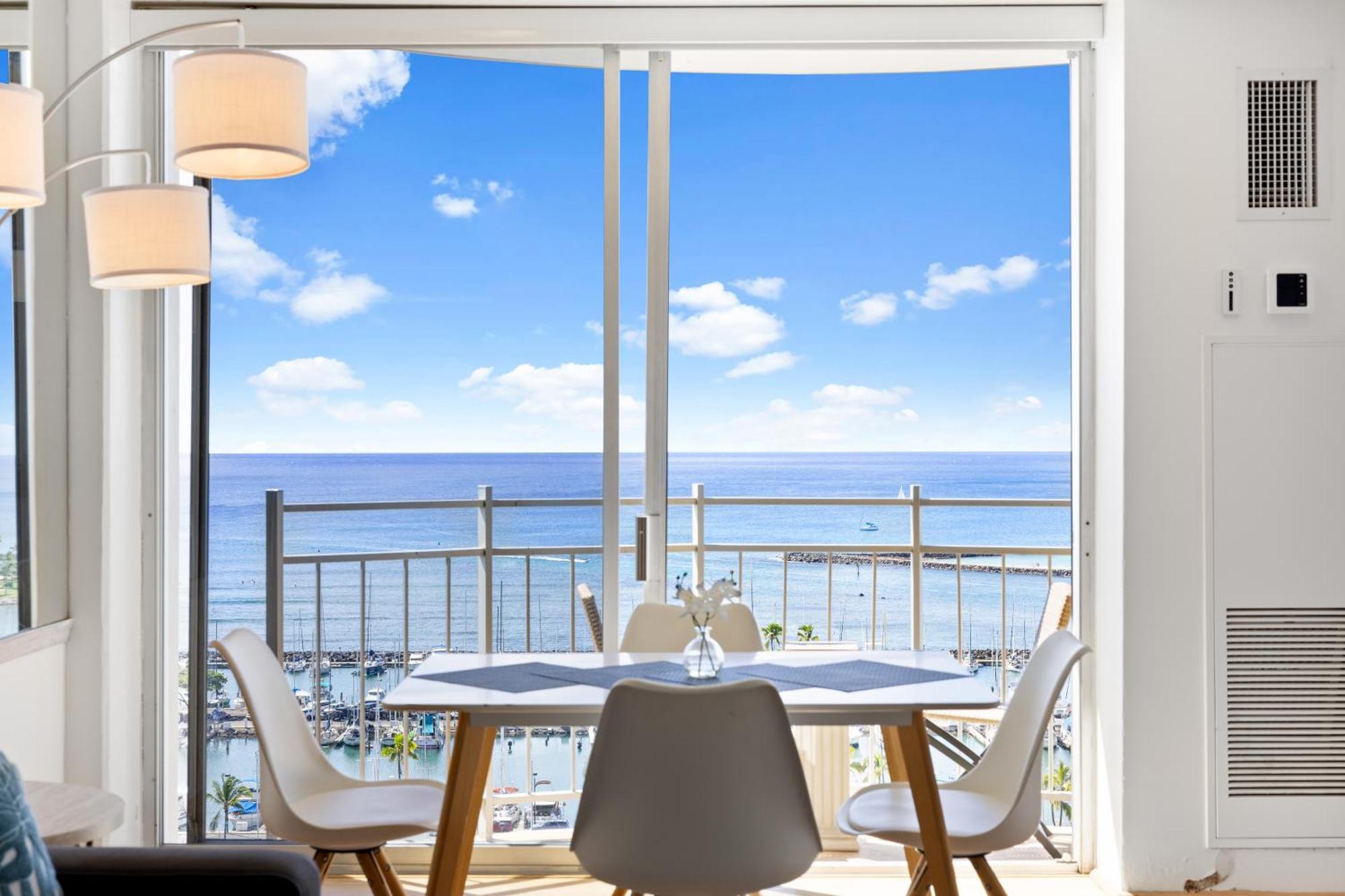 Ilikai Marina 1 Bedroom * Honolulu