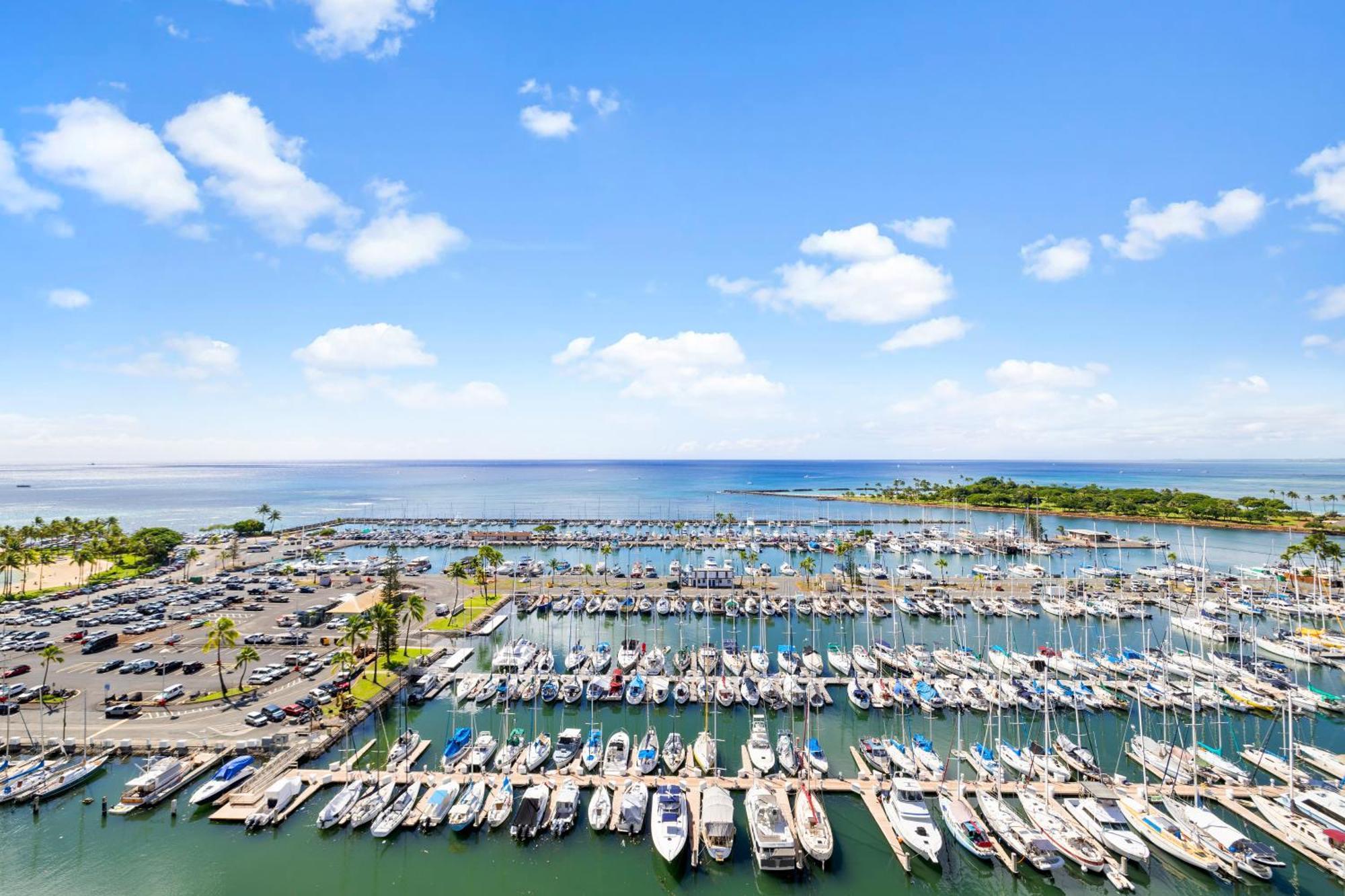 Ilikai Marina 1 Bedroom Apartment