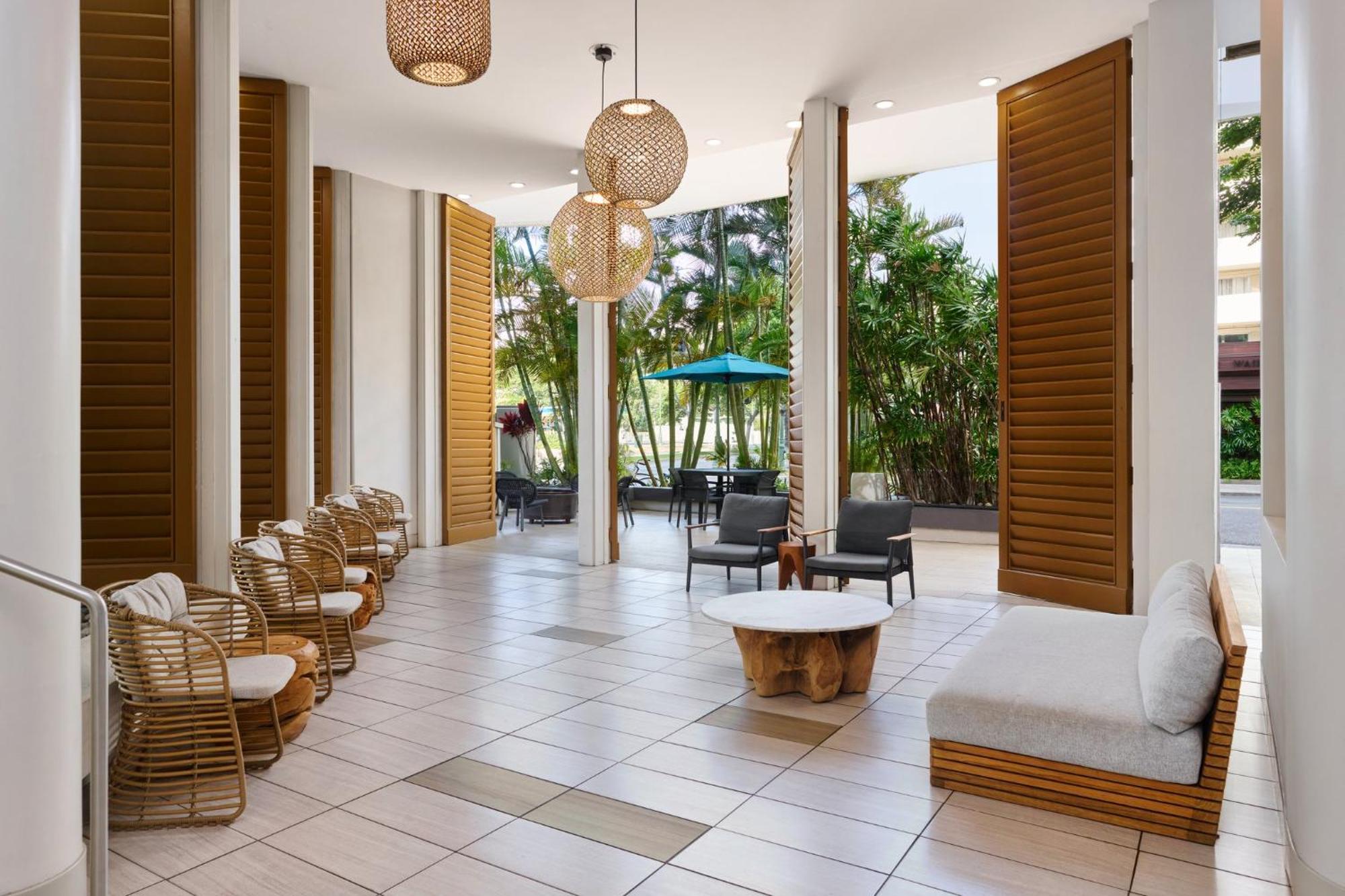 Express Waikiki By Ihg