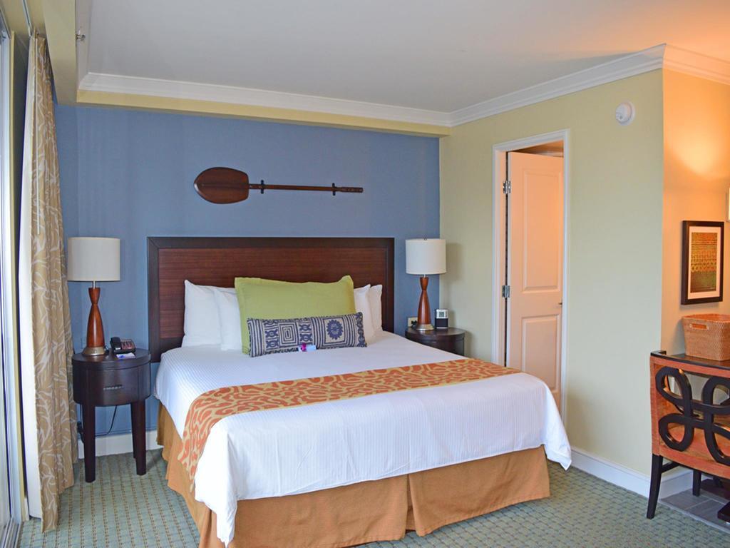 Wyndham Vacation Royal Garden At Waikiki Resort