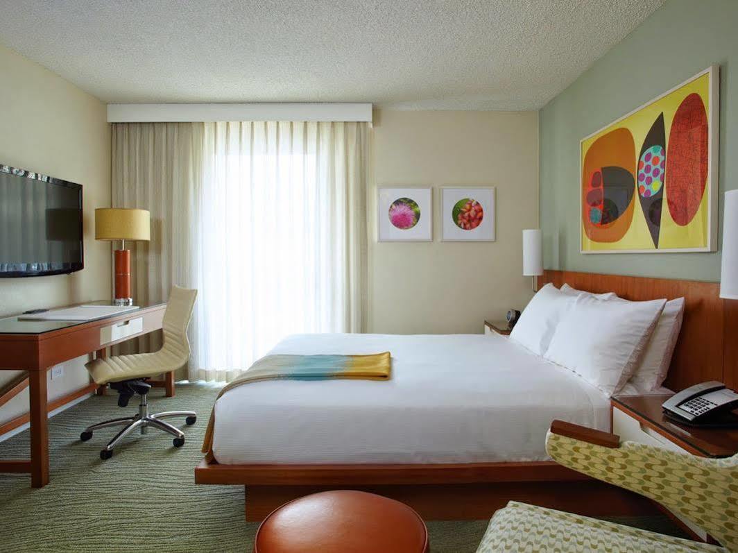 Shoreline Waikiki Hotel Honolulu