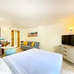 Cozy Studio At Bamboo Hotel Close To Waikiki Beach