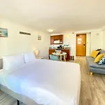 Cozy Studio At Bamboo Hotel Close To Waikiki Beach