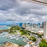 Marina Tower 3702