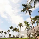 Hilton Hawaiian Village Waikiki Beach Resort