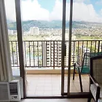 Deluxe Waikiki Banyan Condos - Free Parking & Wifi