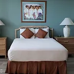 Private One Bedroom Condo, With Corporate Rental Car Savings Code Included, Free Onsite Parking