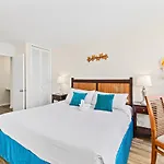 Stunning 1Br Ocean View Condo At Ilikai Marina