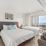 Ilikai Hotel With Ocean View