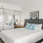 Ilikai Hotel With Ocean View