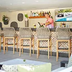 Hilton Garden Inn Waikiki Beach