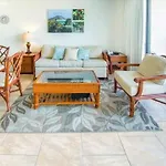 Deluxe Panoramic Mountain View Condo - 37Th Floor, Free Parking & Wifi Condo