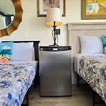 Waikikibeach Familyroom For 10 People River View