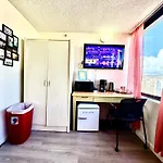 Waikikibeach Familyroom For 10 People River View