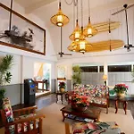 Pacific Marina Inn Airport