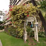 Waikiki Monarch Hotel