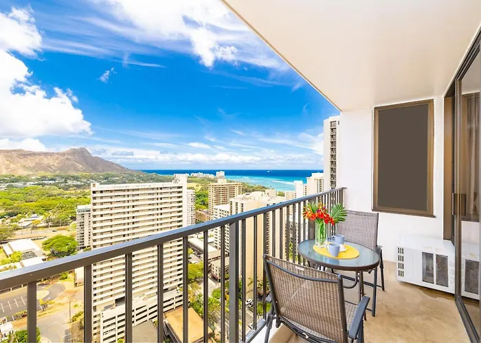 Beautiful Ocean And Diamond Head Views With Parking