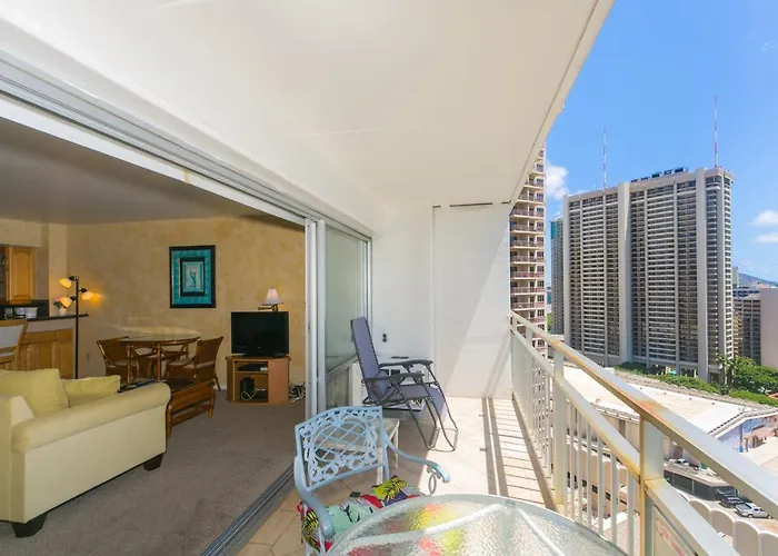 Ilikai Tower 1918 Lagoon View 1Br