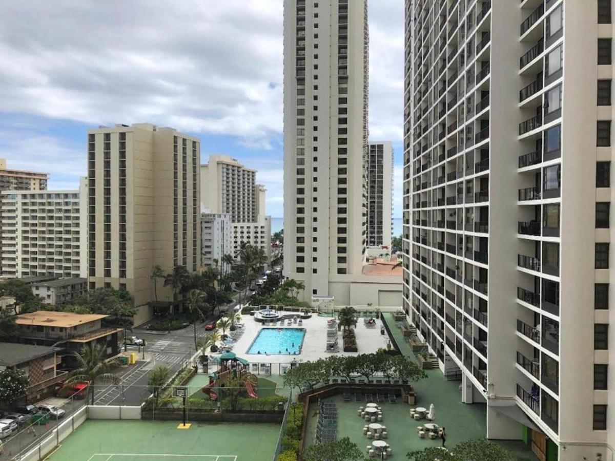 Mauka At The Waikiki Banyan * Honolulu