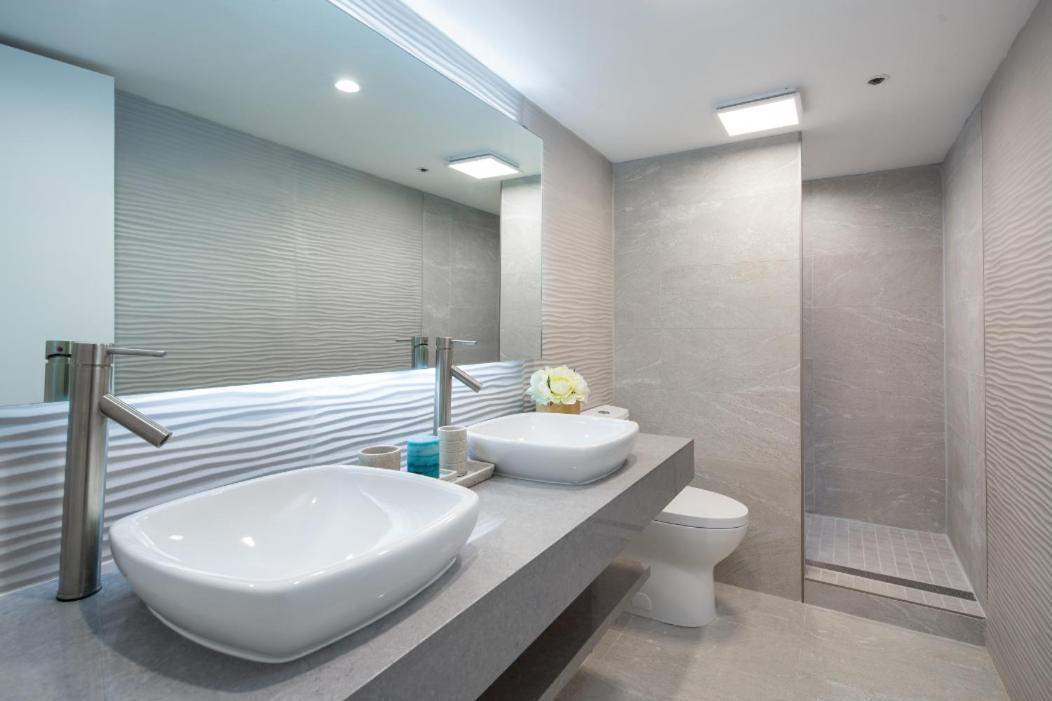 Aparthotel Executive Downtown Free Parking *