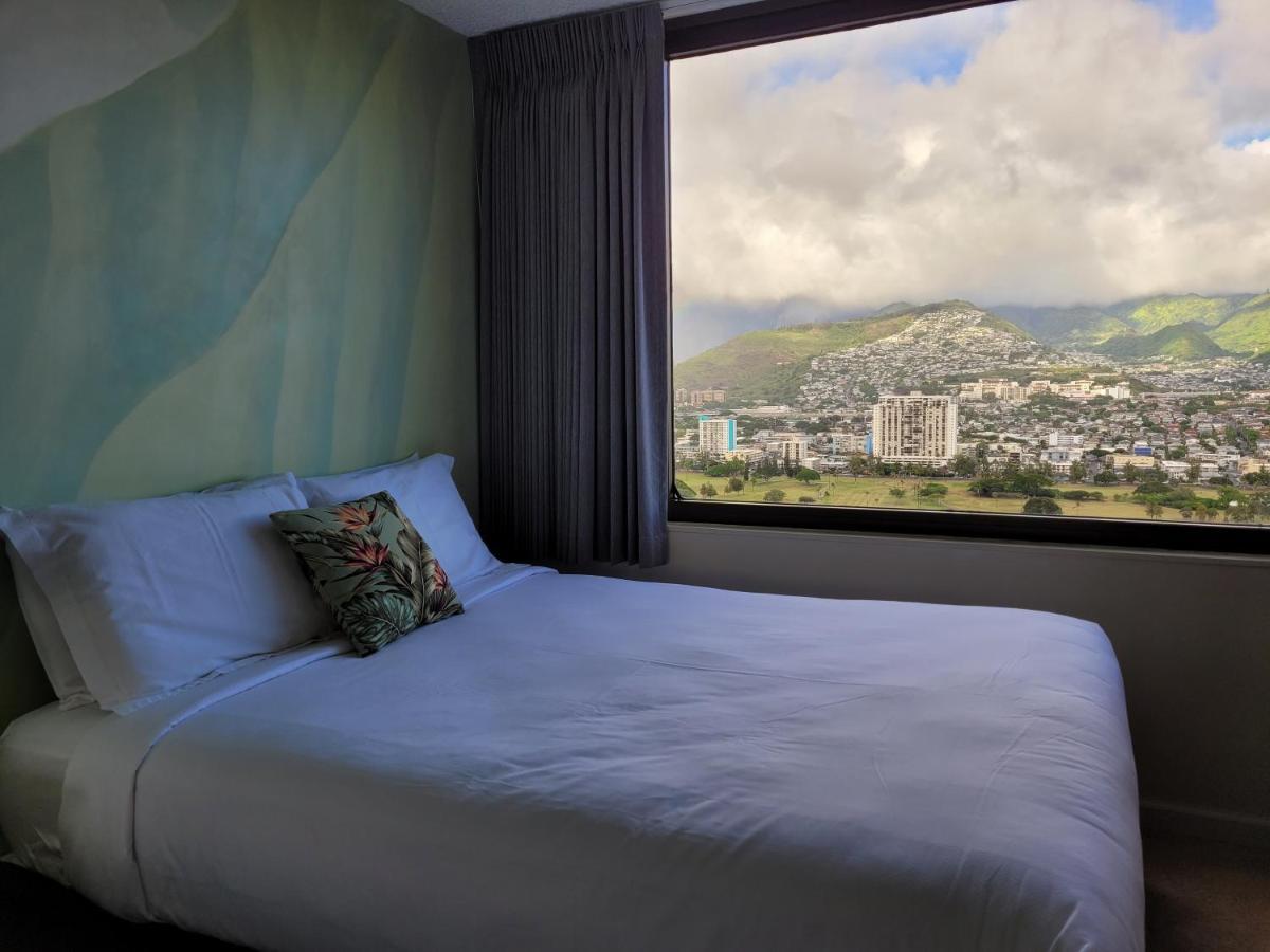 Mauka At The Waikiki Banyan Honolulu