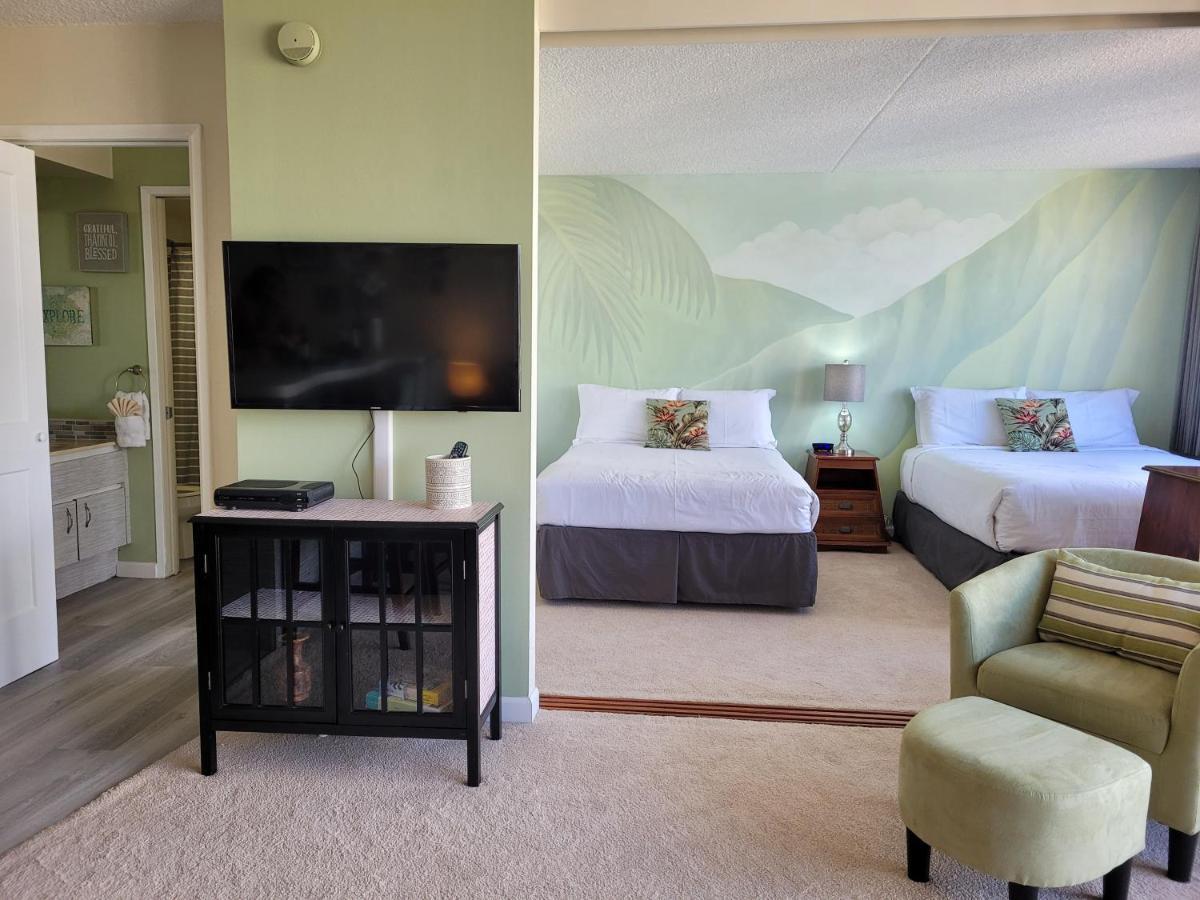 Apartment Mauka At The Waikiki Banyan