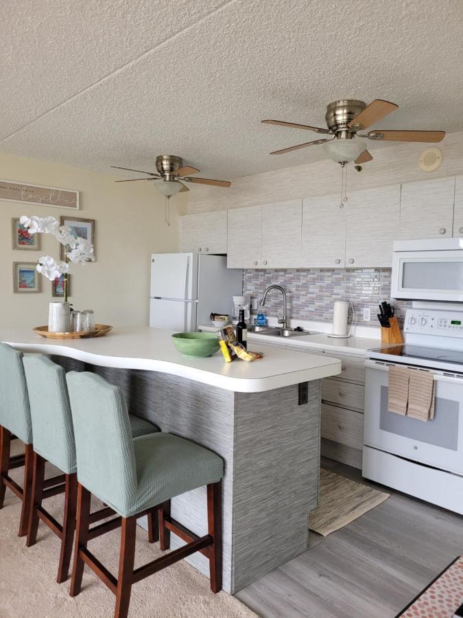 Apartment Mauka At The Waikiki Banyan