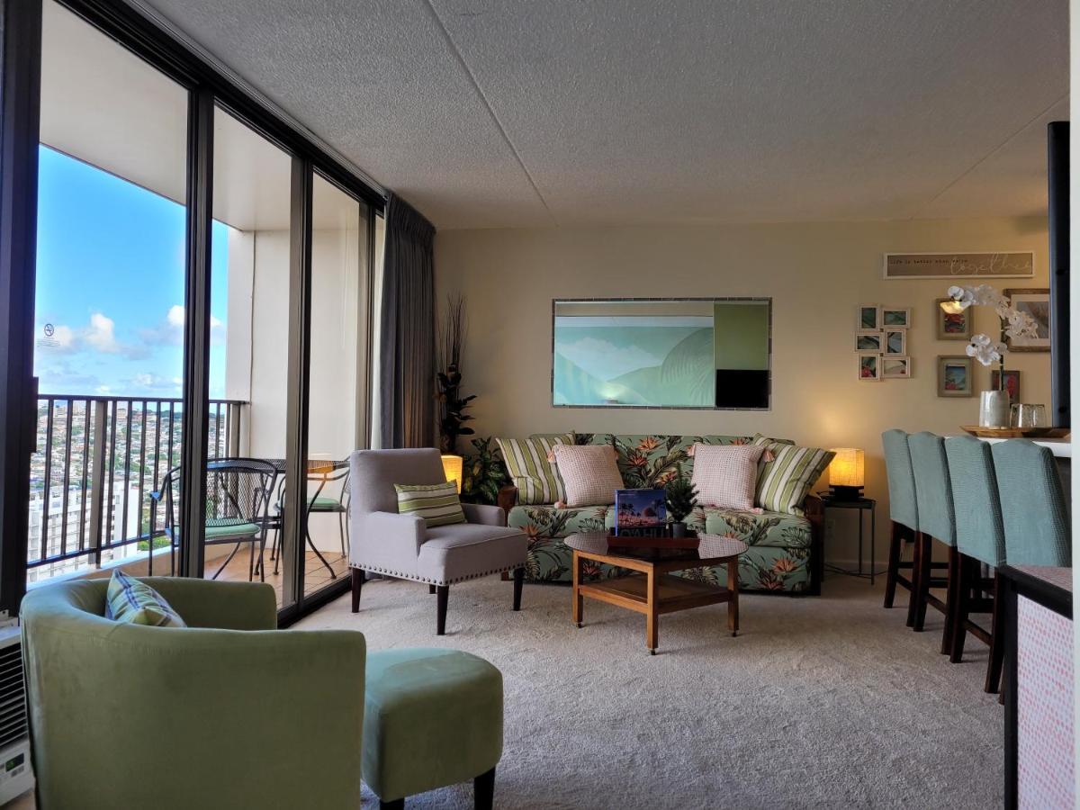 Mauka At The Waikiki Banyan Apartment Honolulu